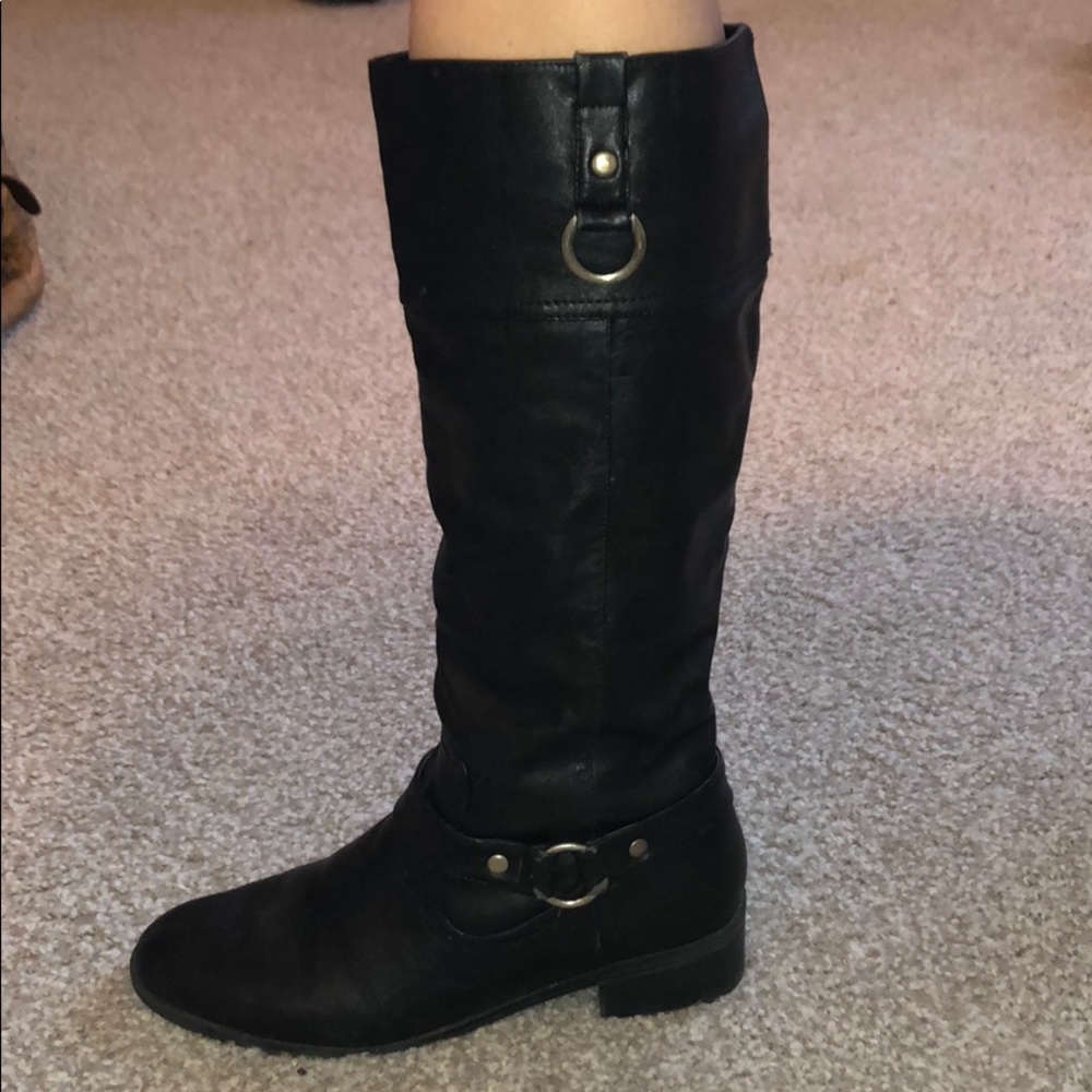 black boots